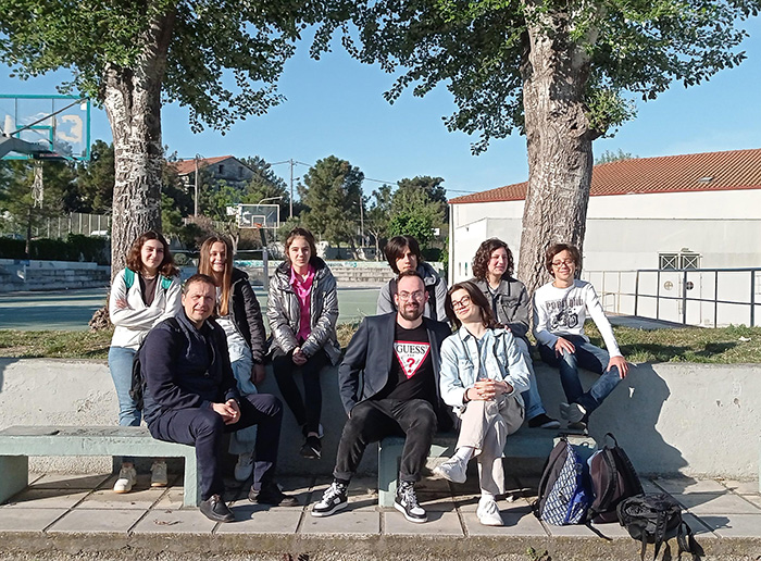 Συμμετοχή στους αγώνες επιχειρηματολογίας 