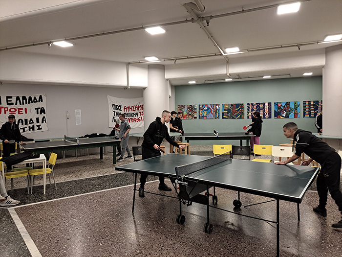 Γνωριμία με την επιτραπέζια αντισφαίριση